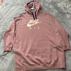 Oversized Nike sweatshirt